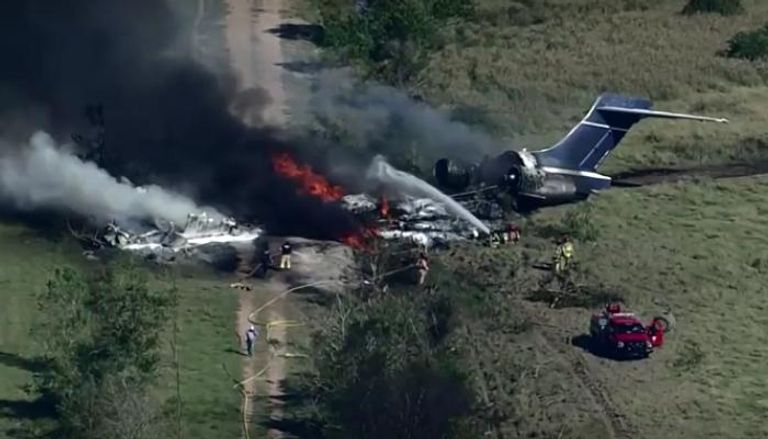 النيران التهمت الطائرة