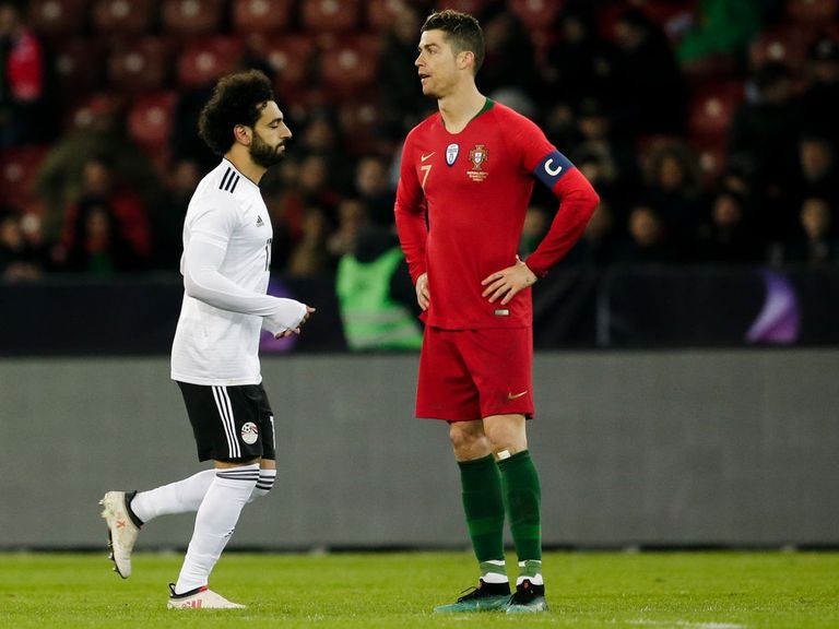 كريستيانو رونالدو ضد محمد صلاح محمد صلاح مع كريستيانو رونالدو