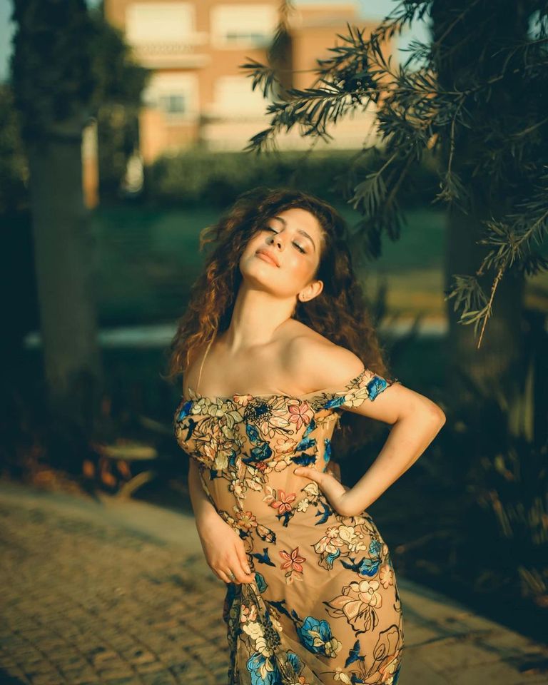 الفنانة المصرية مايان السيد