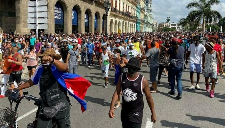 جانب من المظاهرات التي شهدتها كوبا في يوليو الماضي-أ.ف.ب