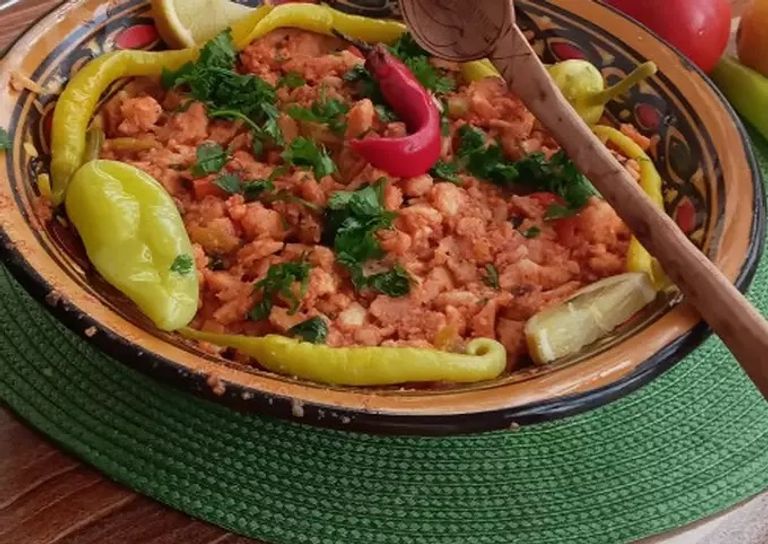 أكلة الباطوط التقليدية الحارة في الجزائر أكلة الباطوط التقليدية الحارة في الجزائر