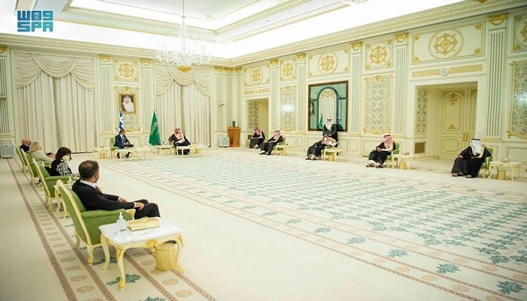 الأمير محمد بن سلمان ورئيس الوزراء اليوناني