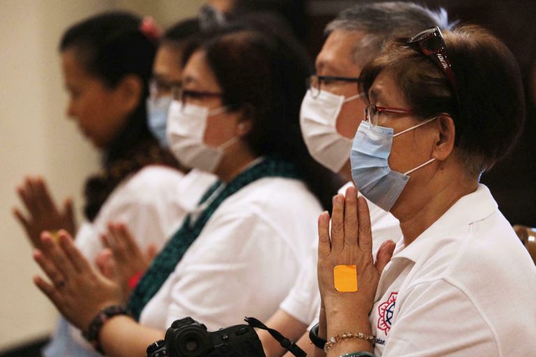 كورونا يواصل الانتشار حول العالم