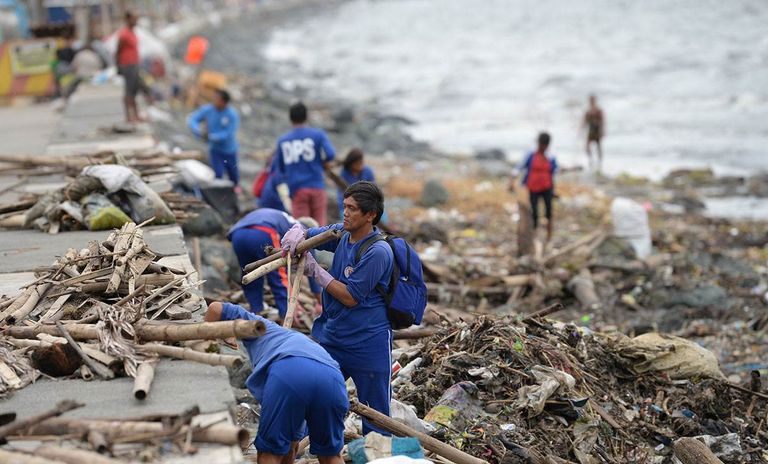 مئات العائلات ما زالت تنتظر إعادة توطينها بعدما دمر إعصار جوني منازلهم