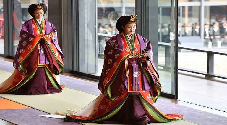 الأميرة ماكو الأميرة اليابانية ماكو وزوجها كي كومورو