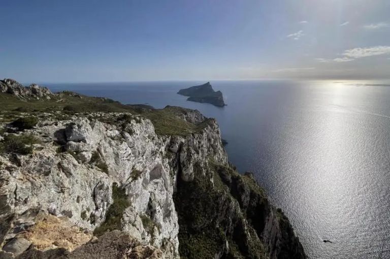 مسار التجول GR 221 يزخر بمناظر طبيعية خلابة المسار GR 221 يعد أجمل مسار تجول في مايوركا