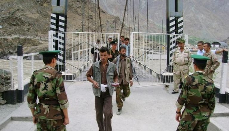 نقطة أمنية على الحدود بين طاجيكستان وأفغانستان - أ.ف.ب