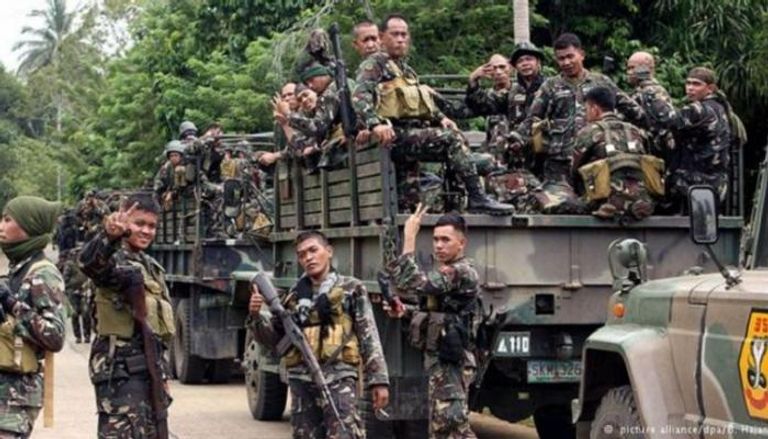  عدد من جنود الجيش في الفلبين