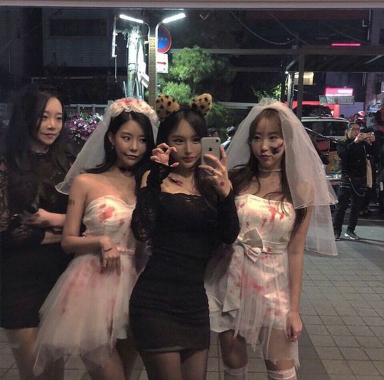 مظاهر احتفالات الهالوين في هونج كونج أقنعة الاحتفال بالهالوين