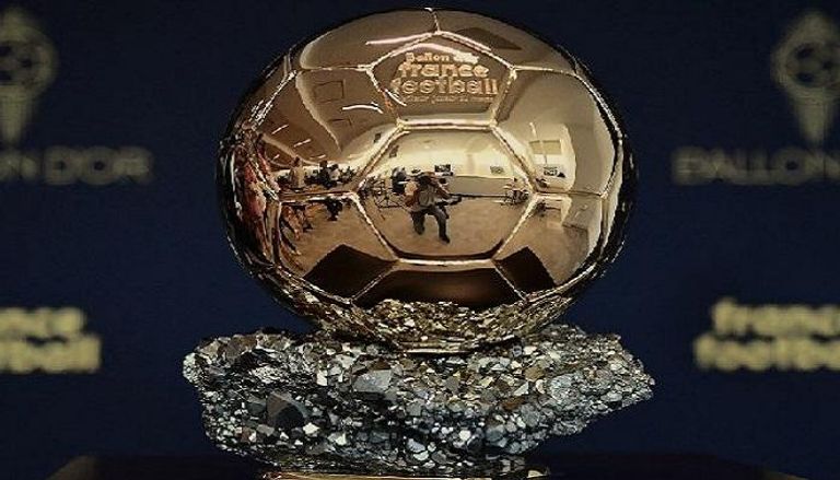 الكرة الذهبية التي تقدمها فرانس فوتبول