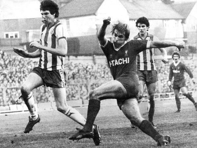 دالجيش ضد برايتون محمد صلاح في لقاء سابق ضد برايتون