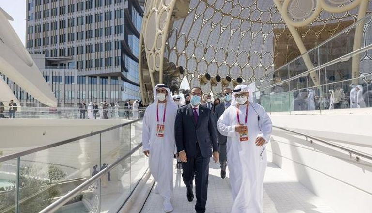 رئيس الوزراء المصري يتفقد جناح بلاده بمعرض إكسبو 2020 دبي