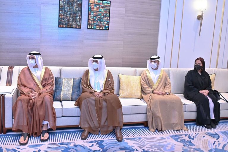 الشيخ محمد بن راشد يستقبل رئيس الوزراء المصري