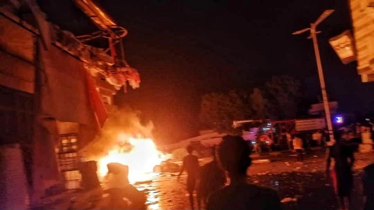 صورة متداولة لآثار الانفجار في عدن