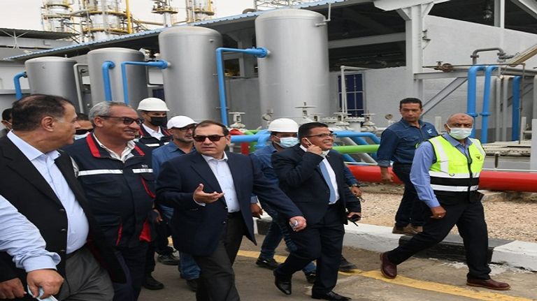 وضع حجر الأساس لمجمع التفحيم وإنتاج السولار