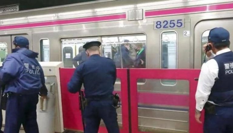 الشرطة توقف مهاجم القطار