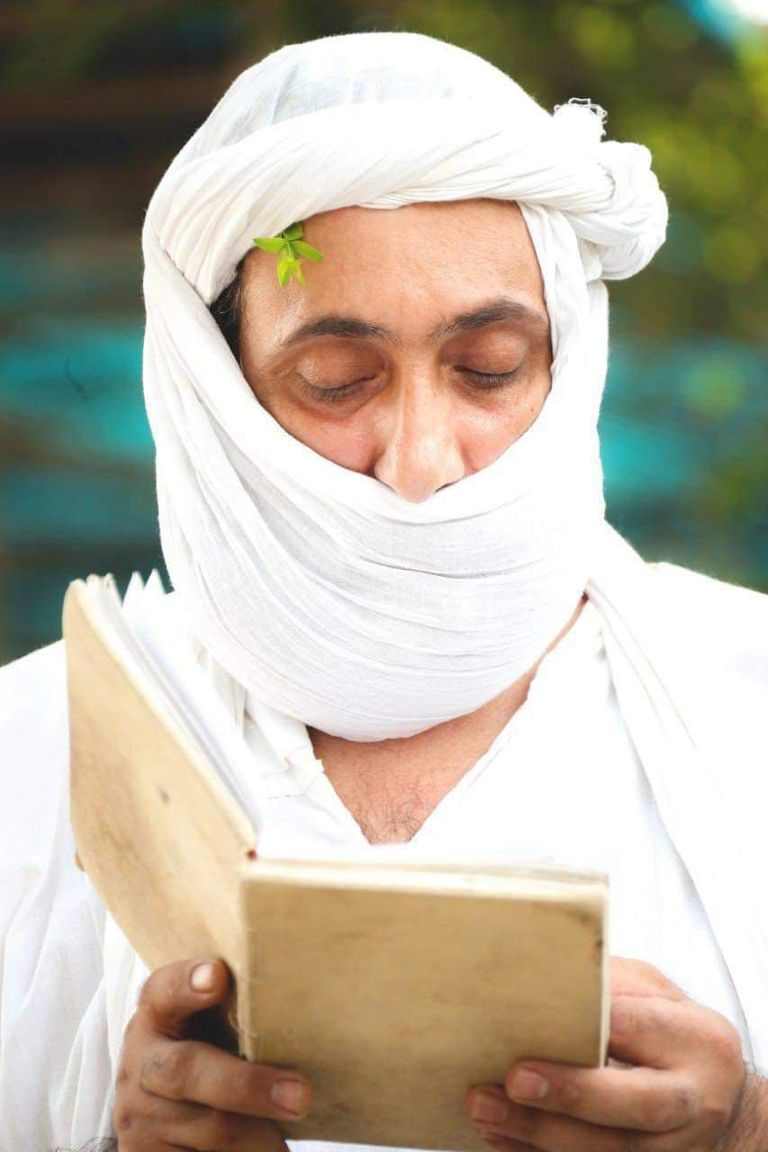 طقوس التعميد في عيد الازدهار