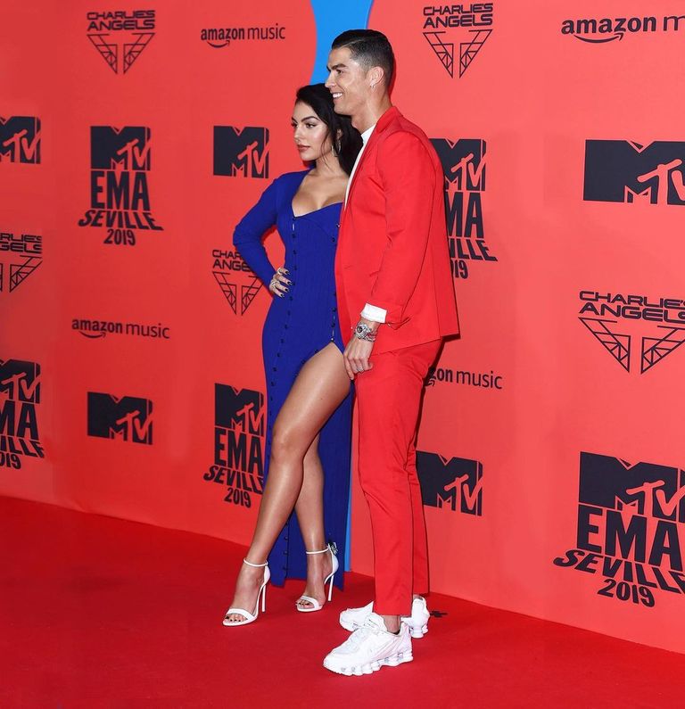 جورجينا رودريغيز عارضة أزياء مشهورة وصديقة اللاعب كريستيانو رونالدو