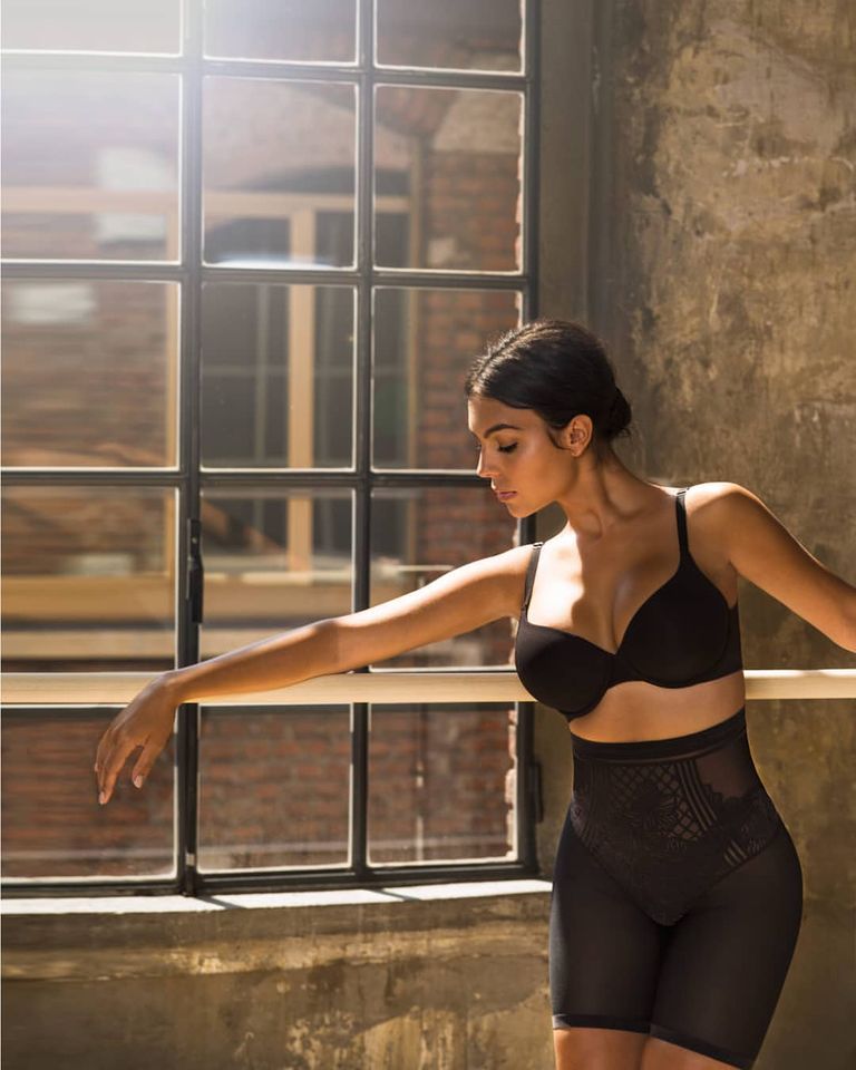 جورجينا رودريغيز عارضة أزياء مشهورة وصديقة اللاعب كريستيانو رونالدو