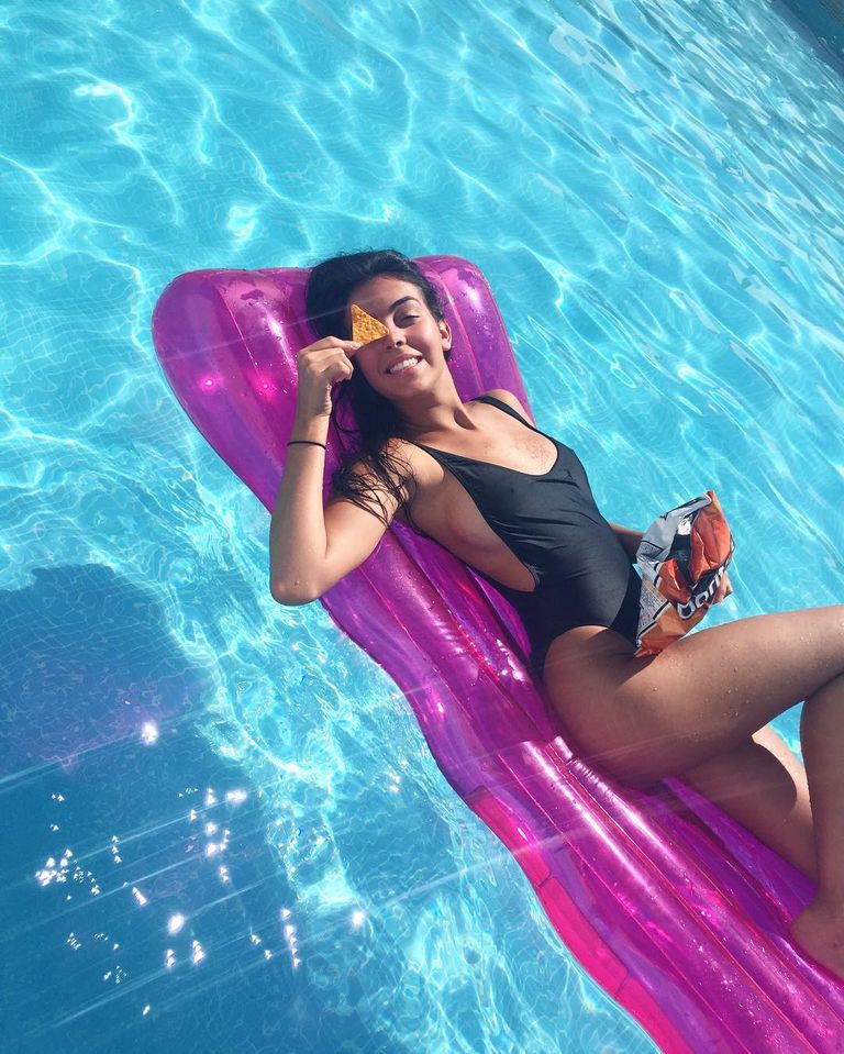 جورجينا رودريغيز عارضة أزياء مشهورة وصديقة اللاعب كريستيانو رونالدو