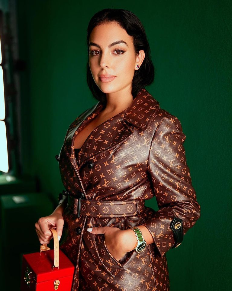 جورجينا رودريغيز عارضة أزياء مشهورة وصديقة اللاعب كريستيانو رونالدو