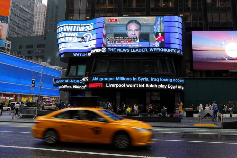 الزحام المروري يخنق المدن