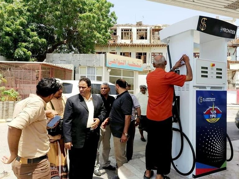 بعد تهاوي الريال.. تسعيرة جديدة للوقود باليمن