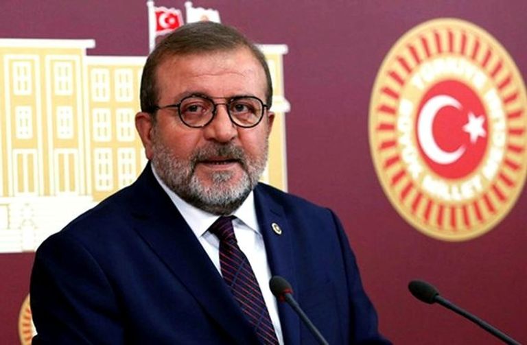 البرلماني السابق بهجت يلدريم