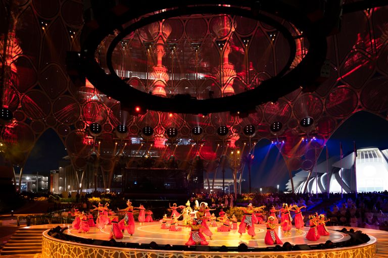 الاحتفال باليوم الوطني الإندونيسي في إكسبو 2020 دبي الشيخ محمد بن زايد آل نهيان وجوكو ويدودو