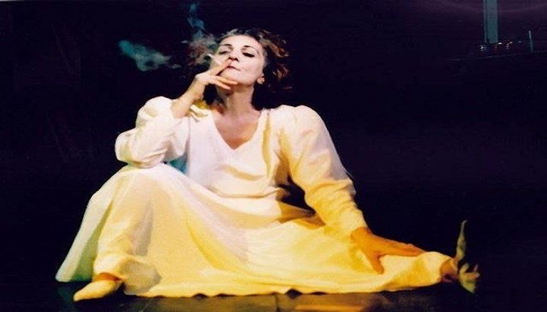 الفنانة العراقية آزادوهي صموئيل
