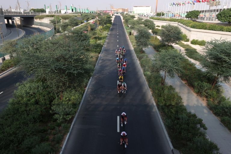 33 ألف مشارك يتنافسون في تحدي دبي للدراجات الهوائية