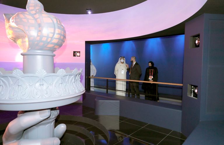 سلطان الجابر يزور أجنحة النمسا وأمريكا والكويت في