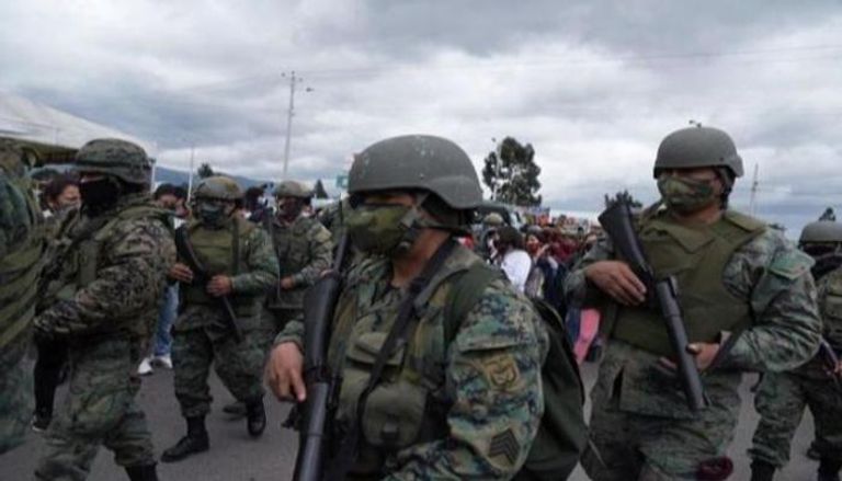 عناصر من الجيش في الإكوادور