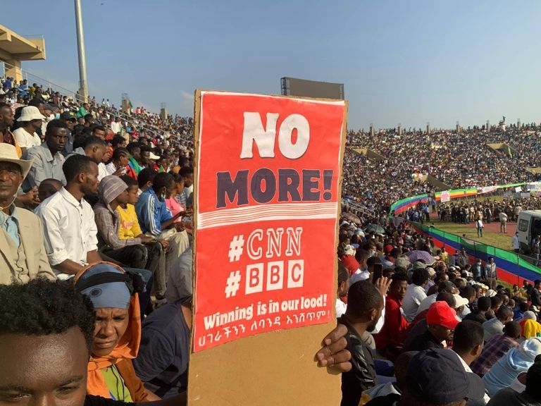 جانب من حشود شعب السيداما دعما للحكومة 