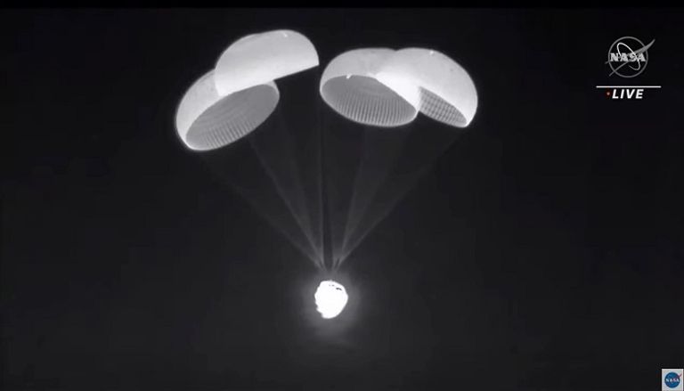 الكبسولة هبطت في خليج المكسيك