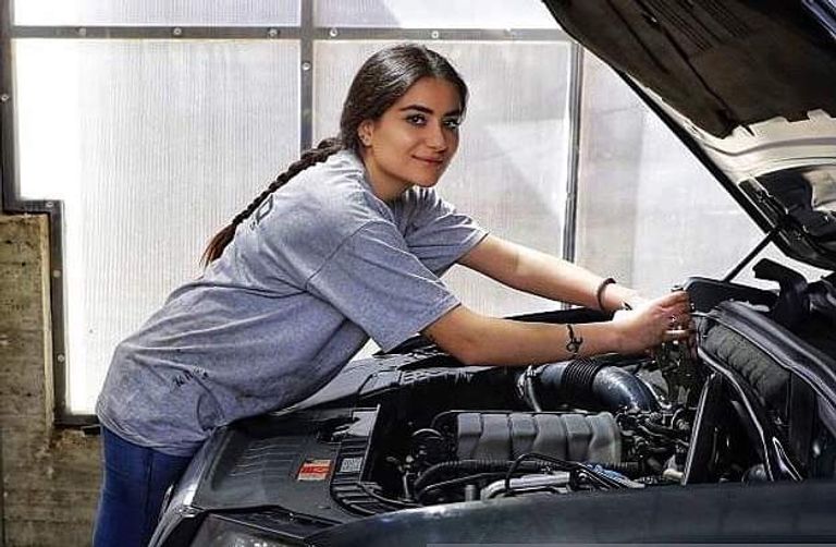 الشابة اللبنانية رنا حايك