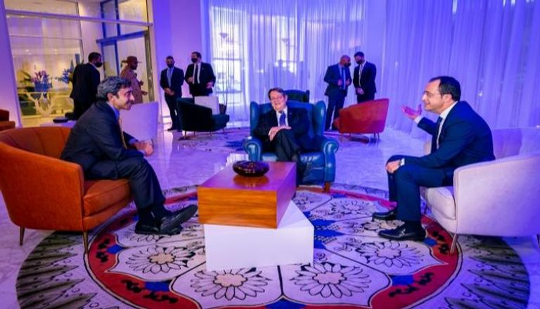 الرئيس القبرصي خلال استقباله وزير خارجية الإمارات - وام
