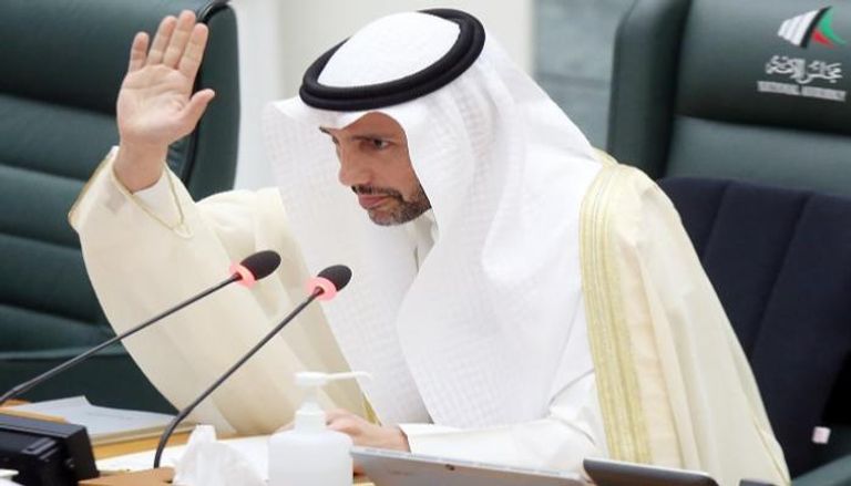 مرزوق الغانم يرفع جلسة البرلمان الكويتي - الفرنسية