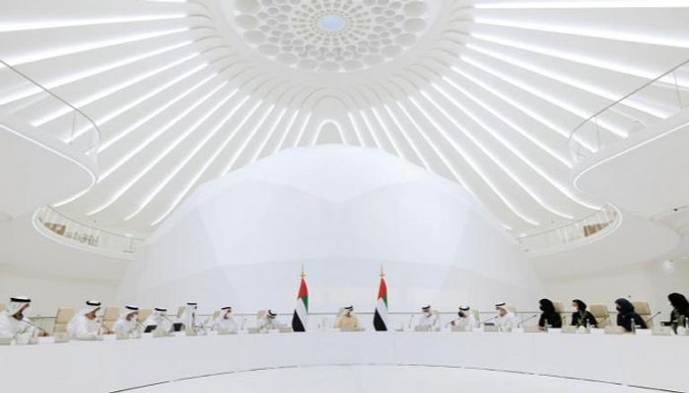 الشيخ محمد بن راشد آل مكتوم يترأس اجتماع مجلس الوزراء الإماراتي