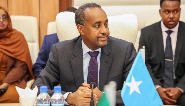 رئيس الوزراء الصومالي خلال لقائه بالوفد الأفريقي