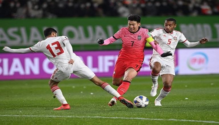 مباراة منتخب الإمارات ضد كوريا الجنوبية