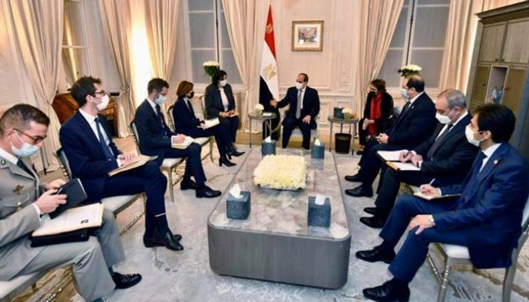 جانب من لقاء الرئيس المصري ووزيرة الدفاع الفرنسية