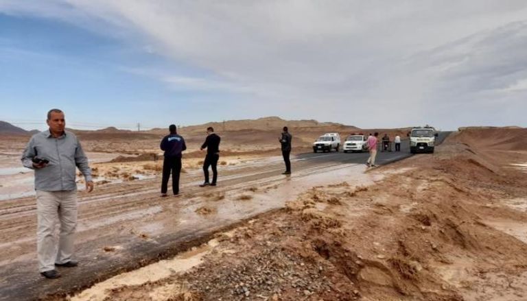 محافظة أسوان تعرضت لعاصفة ترابية وأمطار رعدية غزيرة