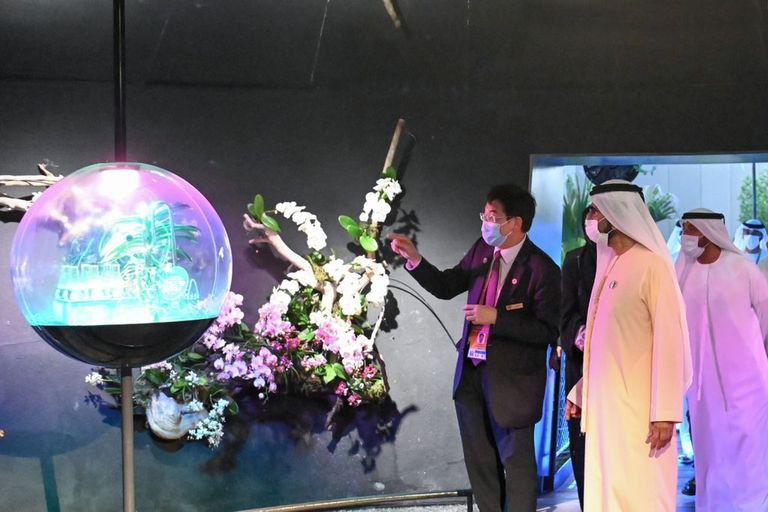 زيارة الشيخ محمد بن راشد لجناح سنغافورة زيارة الشيخ محمد بن راشد آل مكتوم لجناح الأردن