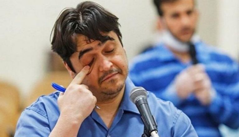الصحفي الإيراني المعارض روح الله زم