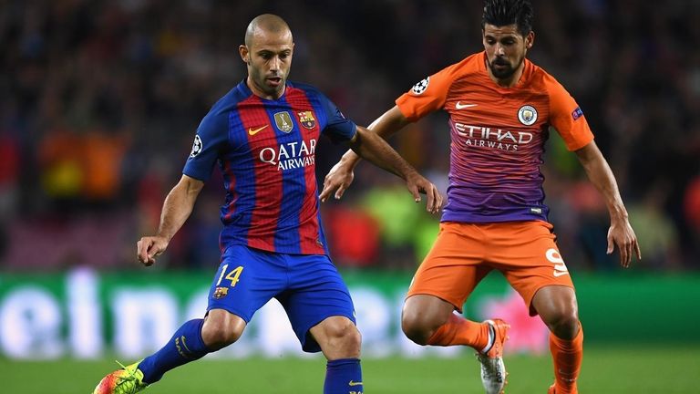 ماسكي مدافع برشلونة السابق الأسطورتان تييري هنري وكريستيانو رونالدو