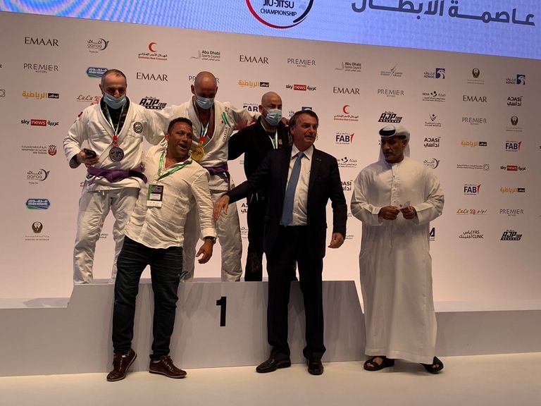 رئيس البرازيل جايير بولسونارو في بطولة أبوظبي العالمية لمحترفي الجوجيتسو رئيس البرازيل جايير بولسونارو