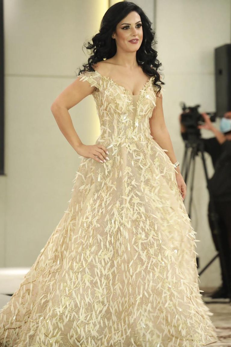 اللبنانية مريم أبوزهرا