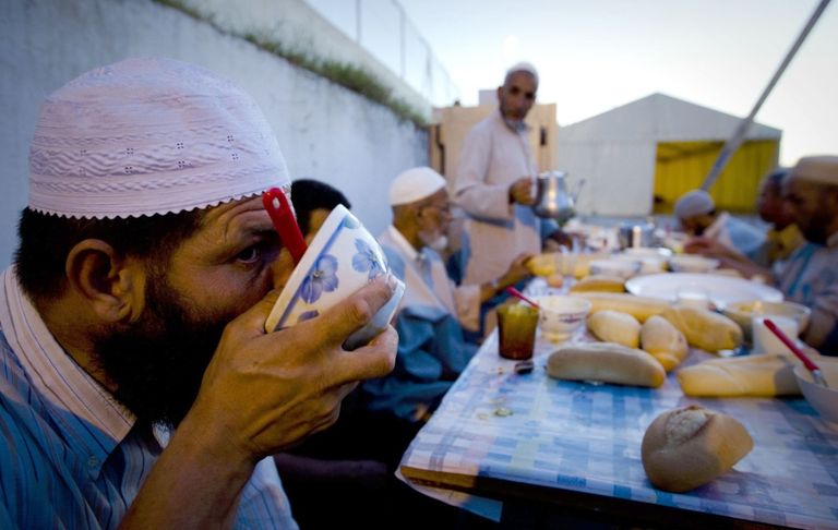 الماء لا غنى عنه لهضم وامتصاص العناصر الغذائية