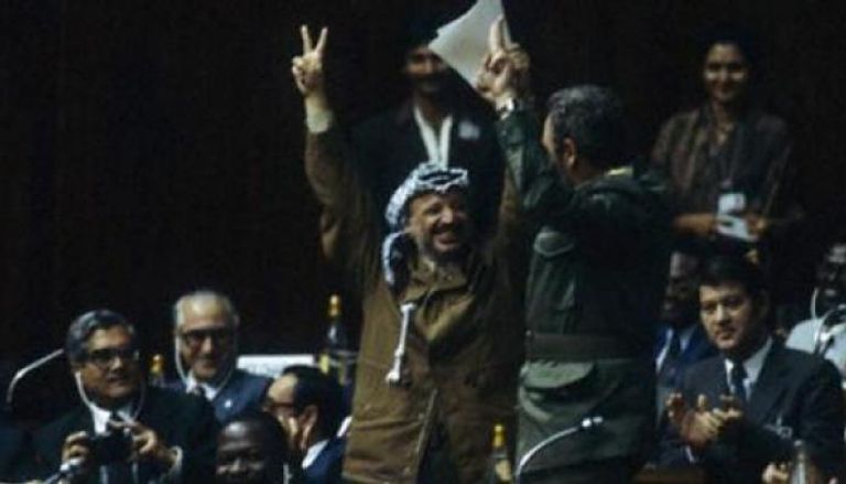 الزعيم الفلسطيني الراحل ياسر عرفات